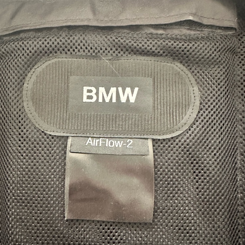 BMW AirFlow-2 Black Mesh Gear